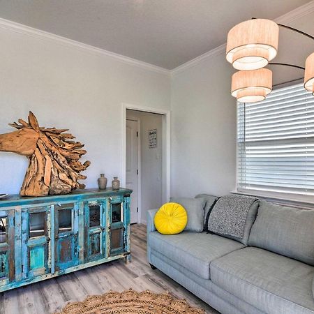 Coastal Surfside Beach House Walk To The Ocean! Exteriér fotografie