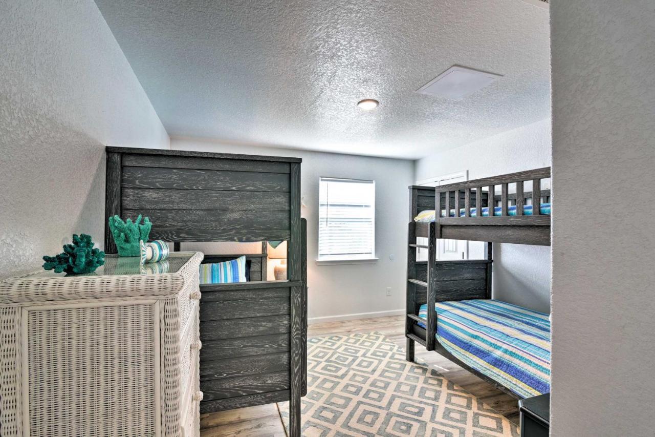 Coastal Surfside Beach House Walk To The Ocean! Exteriér fotografie